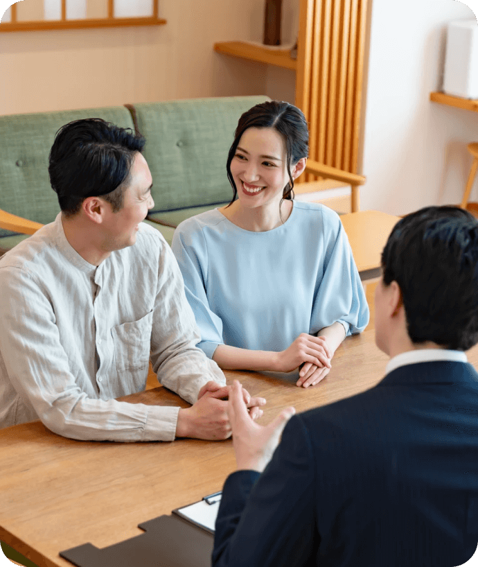 査定スタッフが出張訪問する様子